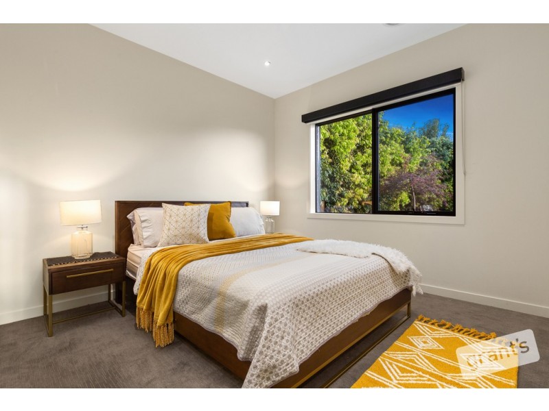 32 Ripplebrook Boulevard, Narre Warren North VIC 3804