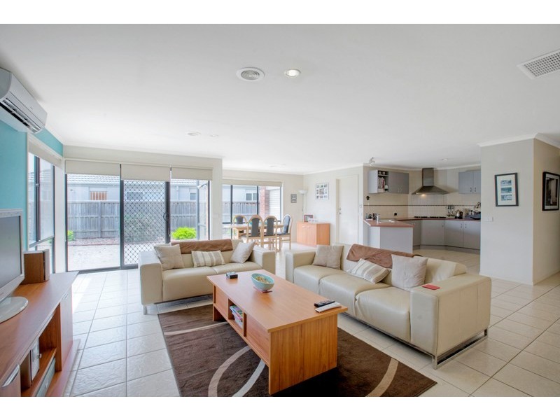 60 Fleet Street, Narre Warren South VIC 3805