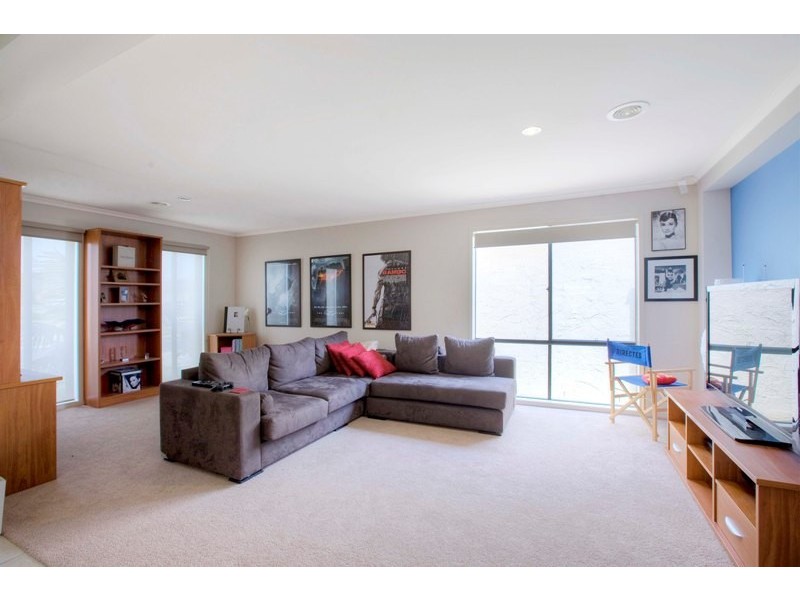 60 Fleet Street, Narre Warren South VIC 3805