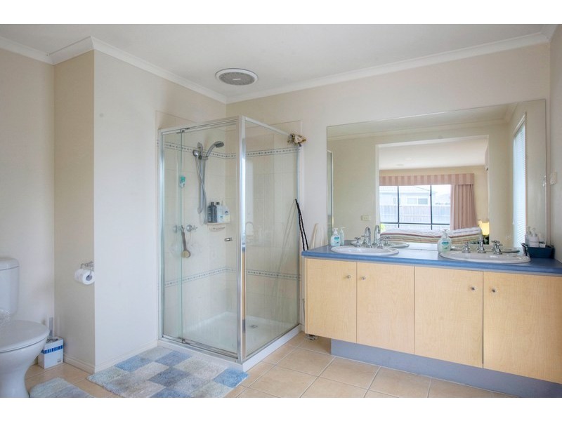 60 Fleet Street, Narre Warren South VIC 3805