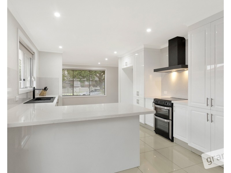 4 Trentwood Road, Narre Warren VIC 3805