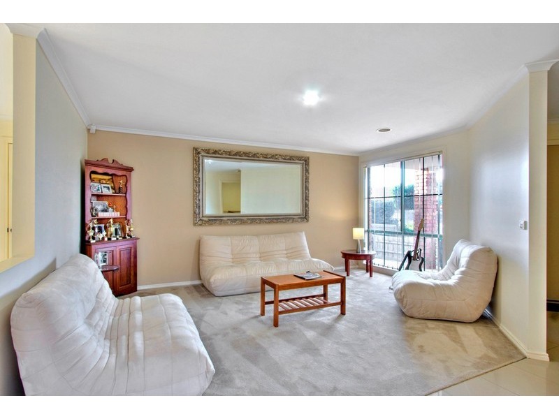 10 Norman Place, Narre Warren VIC 3805