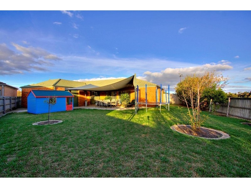 10 Norman Place, Narre Warren VIC 3805