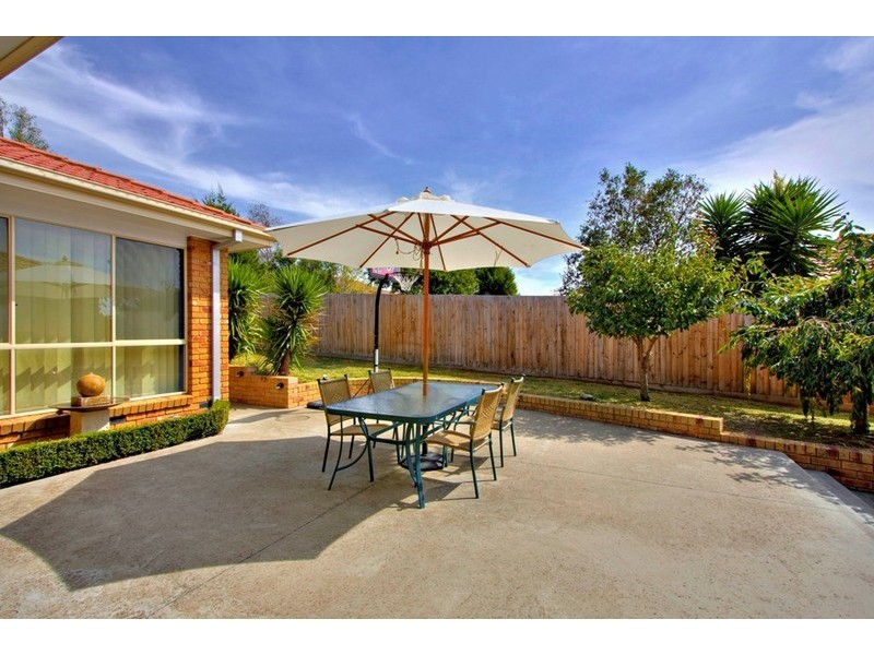 25 London Crescent, Narre Warren VIC 3805