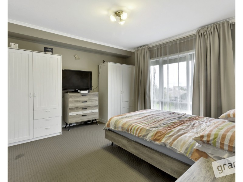 29 Cloverset Ave, Narre Warren VIC 3805