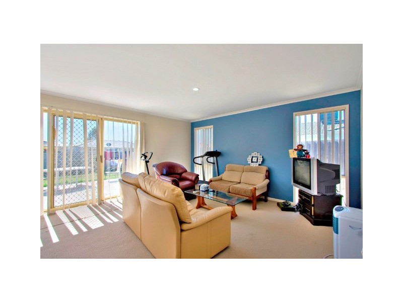 76 Harold Keys Drive, Narre Warren South VIC 3805