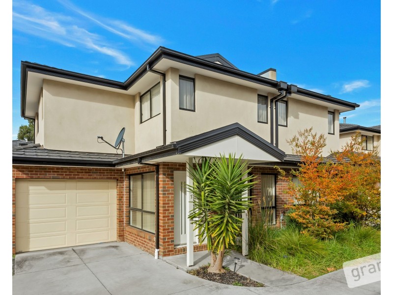 7/2-4 Edinburgh Drive, Beaconsfield VIC 3807