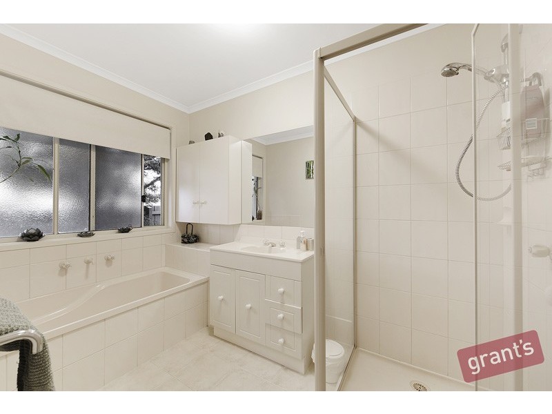 66 Seebeck Drive, Narre Warren South VIC 3805