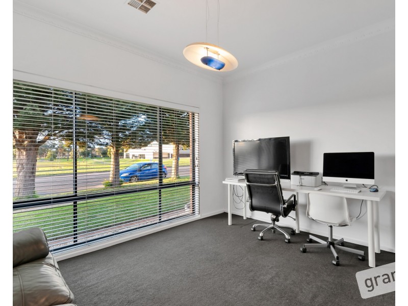 17 Josephine Avenue, Narre Warren VIC 3805