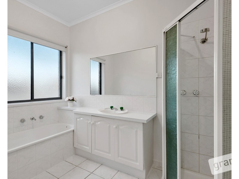 17 Josephine Avenue, Narre Warren VIC 3805