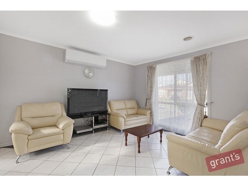 6 Tomasetti Crescent, Narre Warren VIC 3805