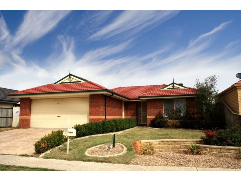 15 St Georges Road, Narre Warren South VIC 3805