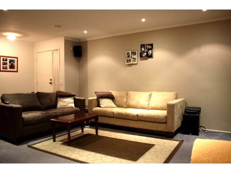 15 St Georges Road, Narre Warren South VIC 3805