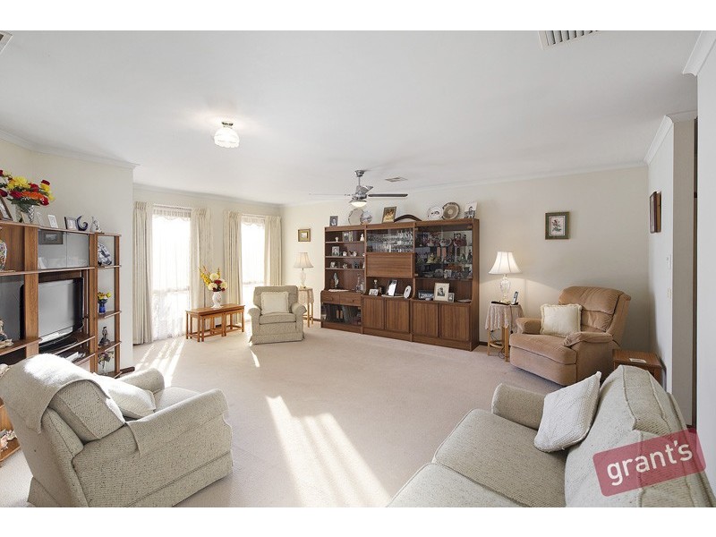 24 Wesley Drive, Narre Warren VIC 3805