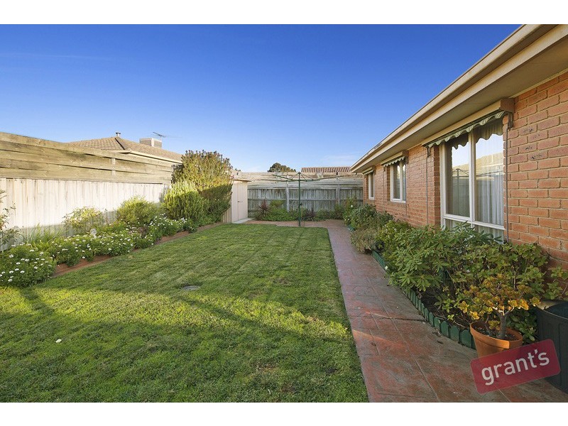 24 Wesley Drive, Narre Warren VIC 3805