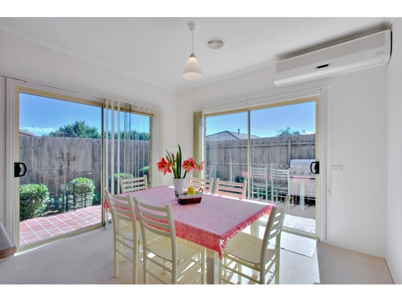 Unit 1/5 Kentucky Close, Narre Warren VIC 3805