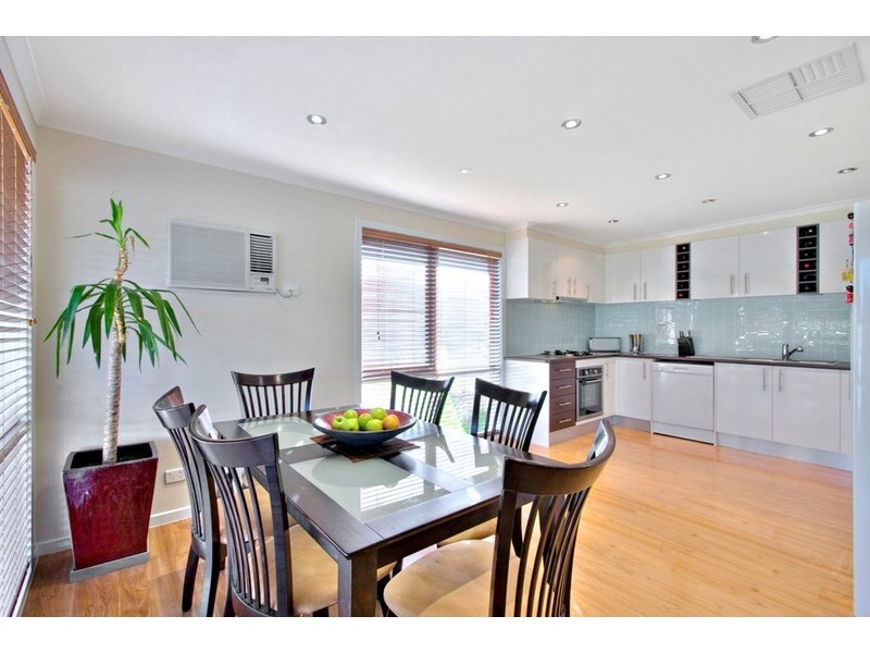 11 Redman Close, Narre Warren VIC 3805