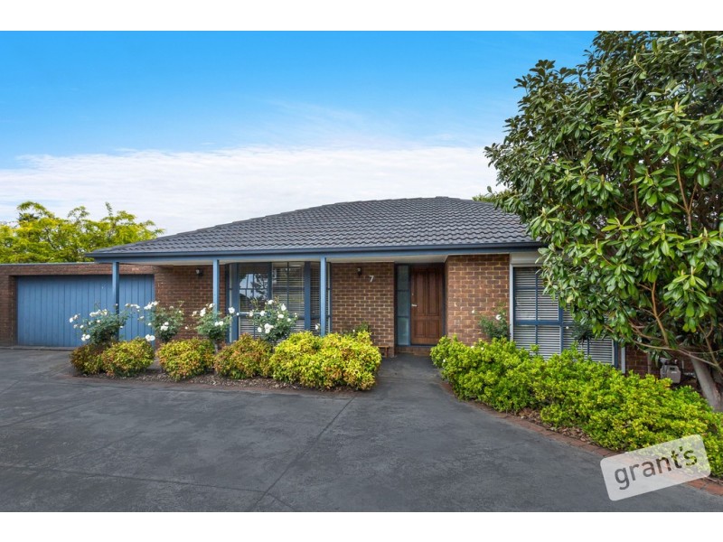 7 Cottonwood Court, Narre Warren VIC 3805