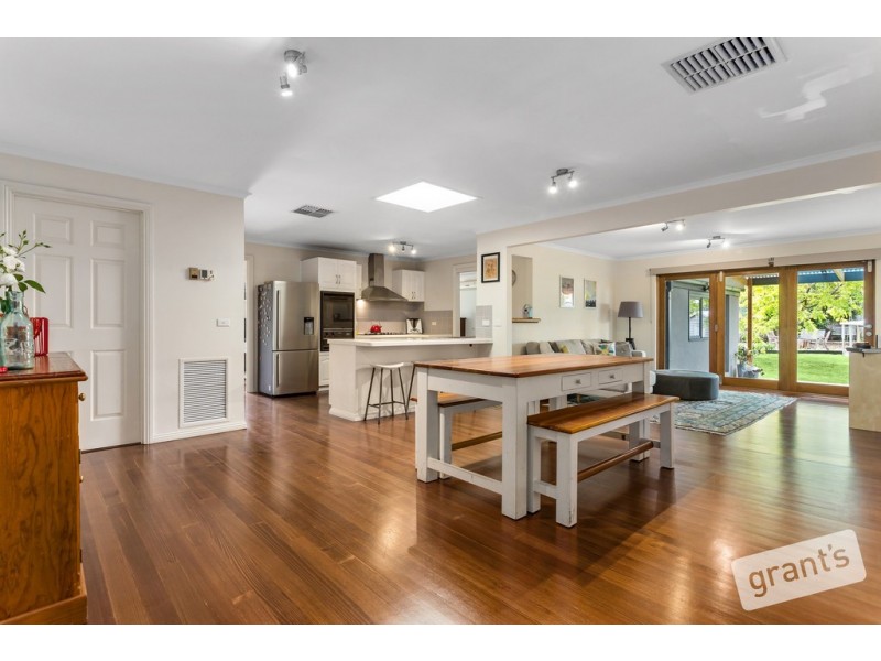 7 Cottonwood Court, Narre Warren VIC 3805