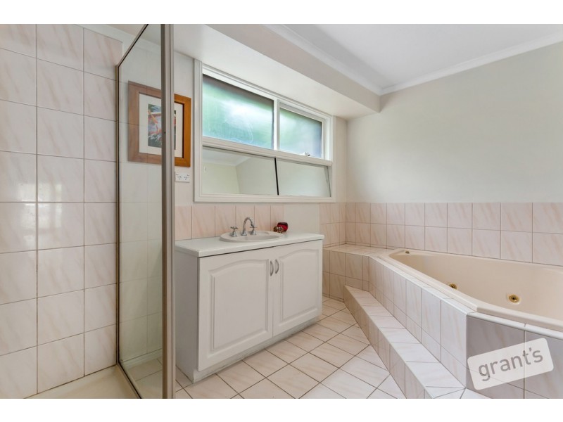 7 Cottonwood Court, Narre Warren VIC 3805