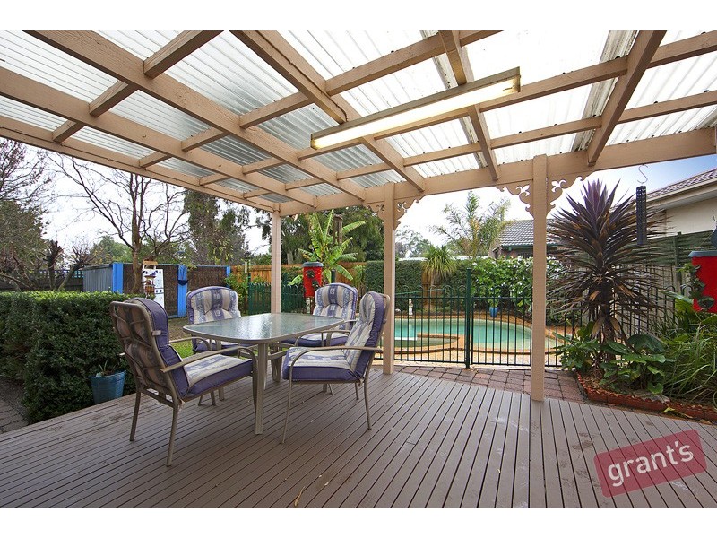 14 Tamarisk Road, Narre Warren VIC 3805