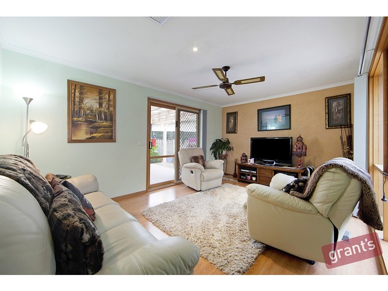 14 Tamarisk Road, Narre Warren VIC 3805