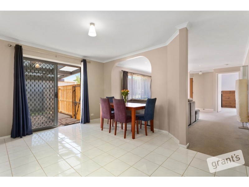 11 Pentland Drive, Narre Warren VIC 3805