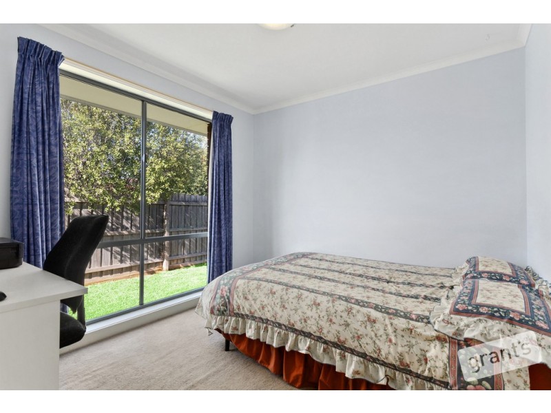 11 Pentland Drive, Narre Warren VIC 3805