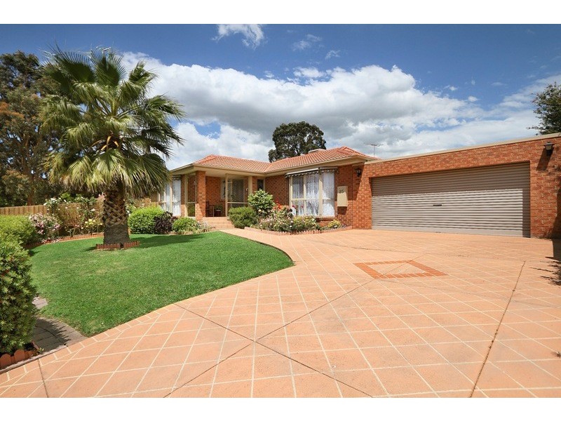 25 Fleetwood Drive, Narre Warren VIC 3805