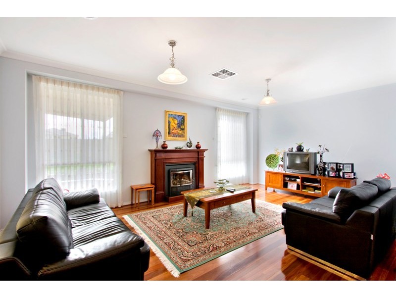 21 Coachwood Crescent, Narre Warren VIC 3805