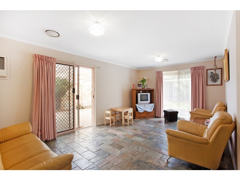 19 Cottswold Avenue, Narre Warren VIC 3805