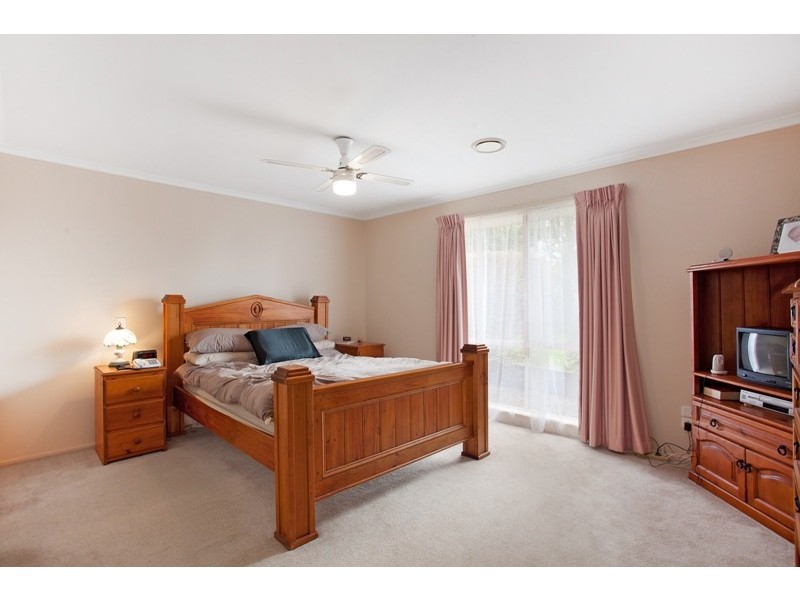 19 Cottswold Avenue, Narre Warren VIC 3805