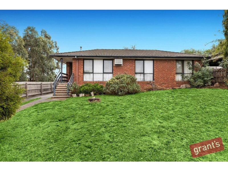 13 Redgum Place, Narre Warren VIC 3805