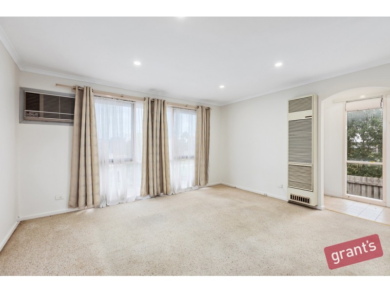 13 Redgum Place, Narre Warren VIC 3805