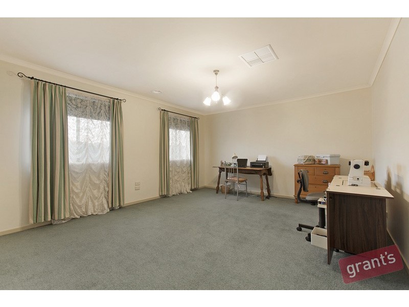 16 Caulfield Court, Narre Warren VIC 3805