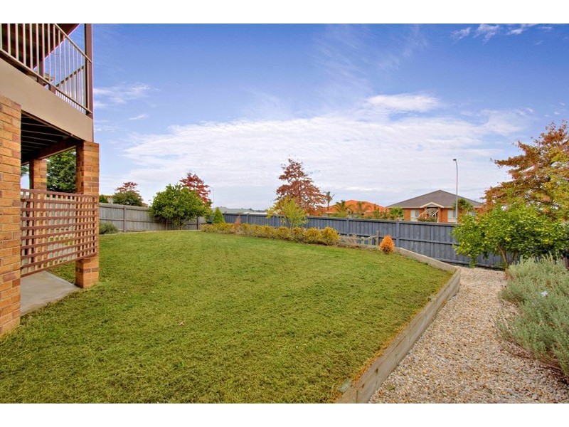 7 The Oaks, Narre Warren VIC 3805