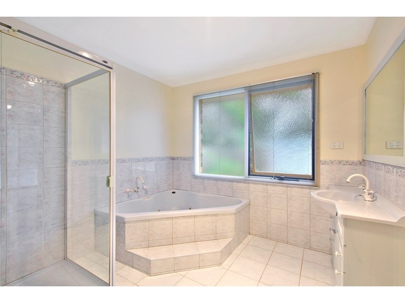 29 Bosco Close, Narre Warren VIC 3805