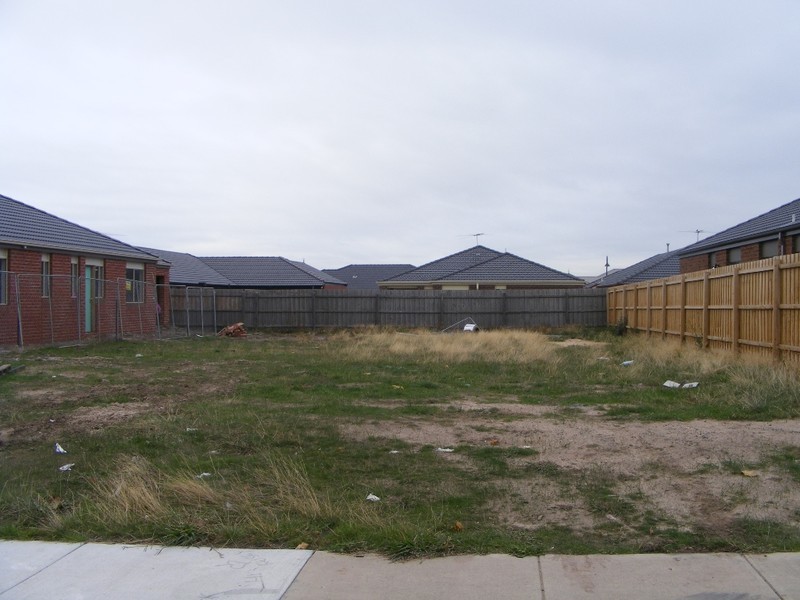 48 (Lot 388) Sandalwood Drive, Pakenham VIC 3810