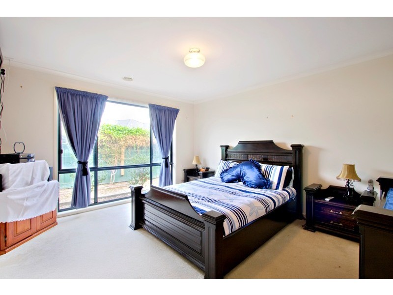 12 Shay Close, Narre Warren South VIC 3805
