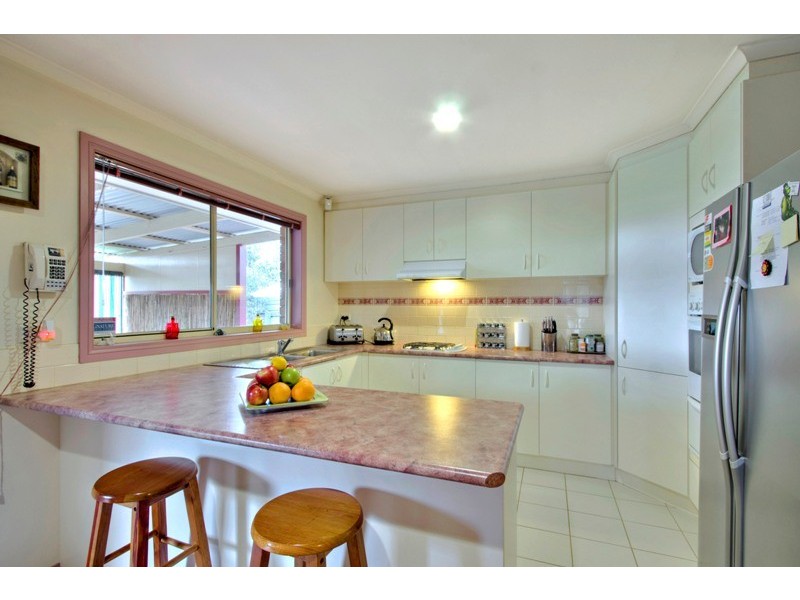 8 Eastbury Court, Narre Warren South VIC 3805