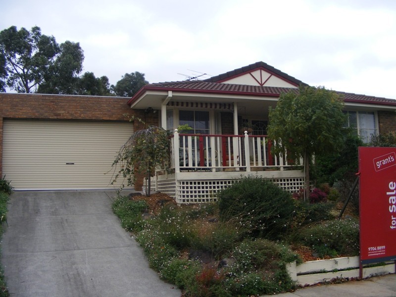 21 Garnet Close, Narre Warren VIC 3805