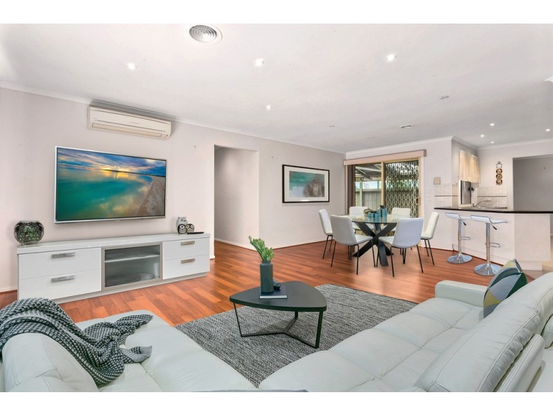 38 Kingston Avenue, Narre Warren South VIC 3805