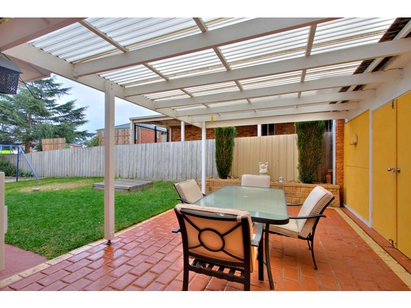 9 Gull Way, Narre Warren South VIC 3805