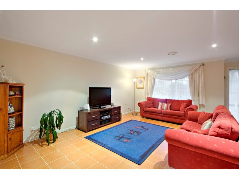 9 Gull Way, Narre Warren South VIC 3805