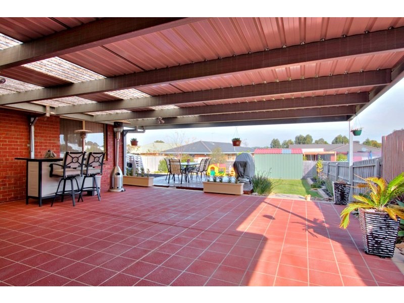 125 Fleetwood Drive, Narre Warren VIC 3805