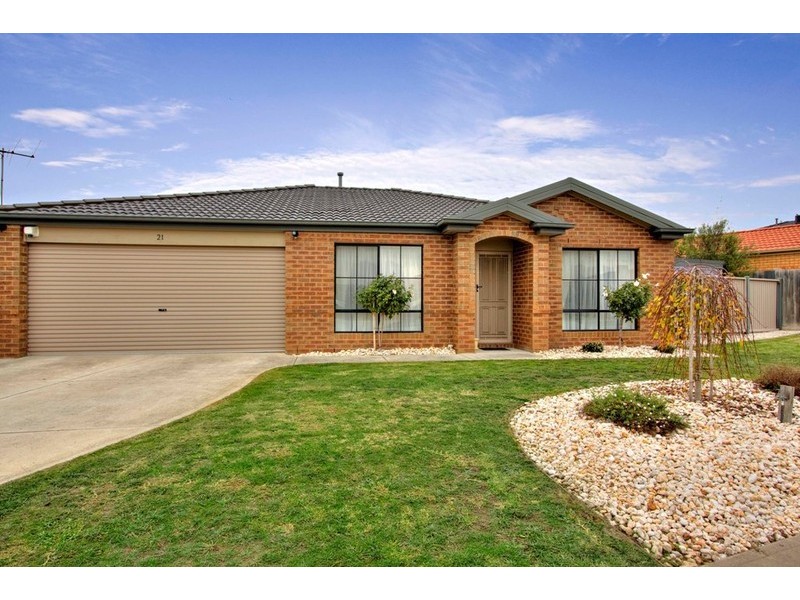 21 Beethoven Drive, Narre Warren South VIC 3805