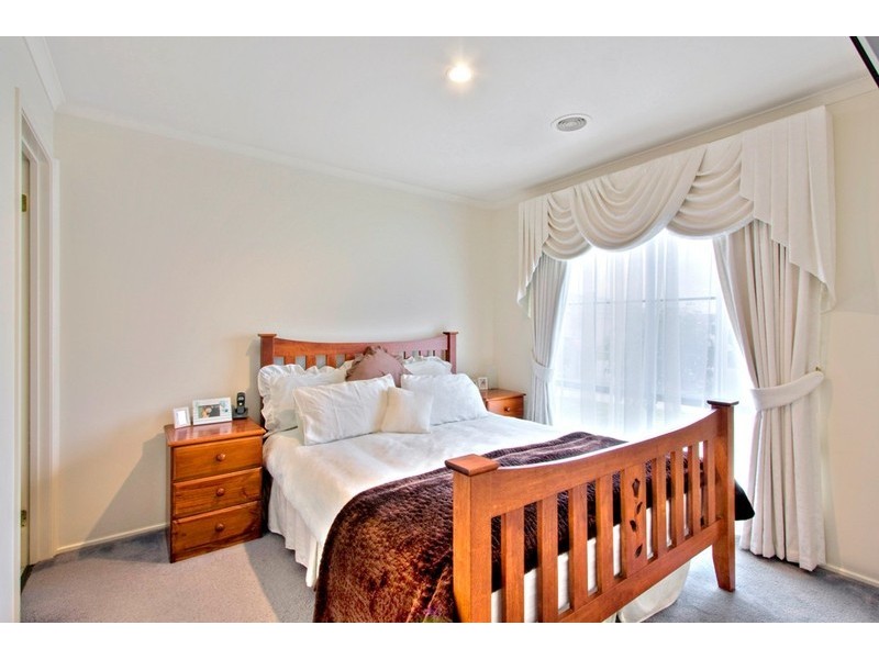 21 Beethoven Drive, Narre Warren South VIC 3805