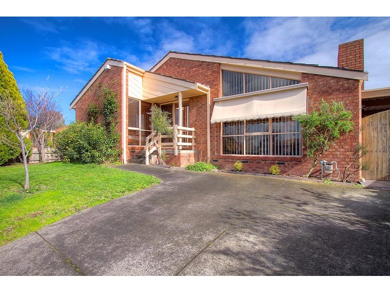 1 Woodlands Crescent, Narre Warren VIC 3805
