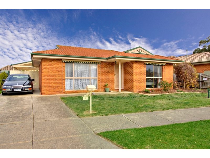 2 Shorthorn Walk, Narre Warren South VIC 3805