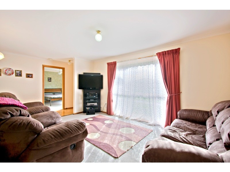 2 Shorthorn Walk, Narre Warren South VIC 3805